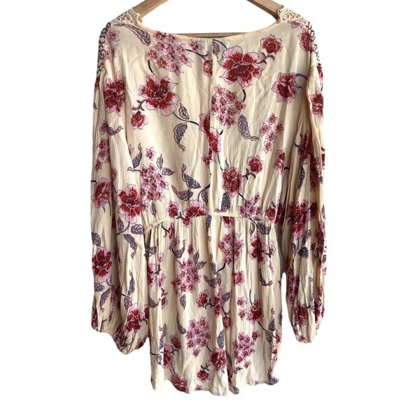 Angie Peach and Pink Floral Boho Top with Lace Collar and Empire Waist size 2X - Picture 2 of 10